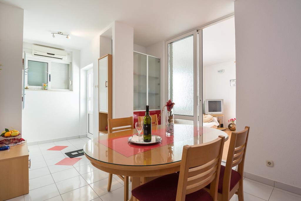 Apartments Marina Trogir Buitenkant foto