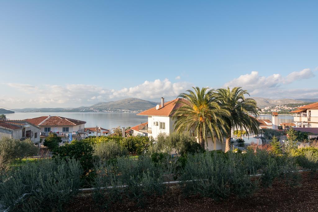 Apartments Marina Trogir Buitenkant foto