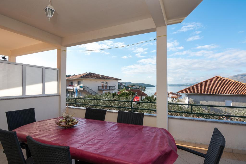 Apartments Marina Trogir Buitenkant foto